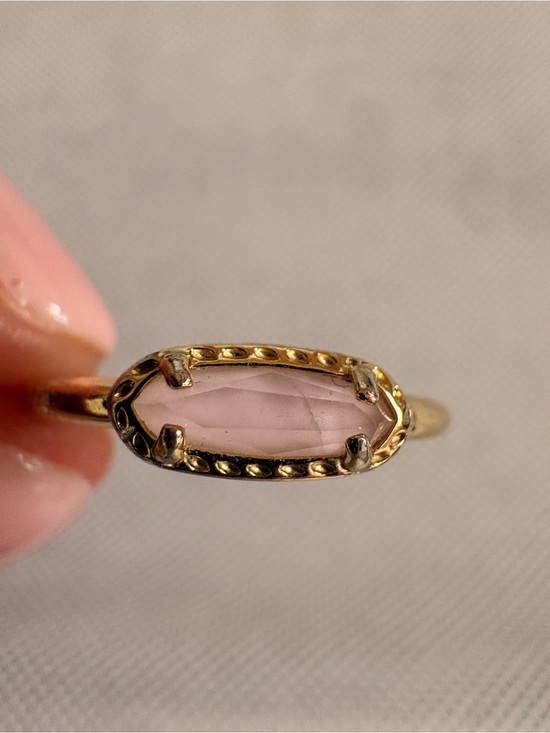Kendra Scott Jewelry - Kendra Scott Gold Ring with Pale Pink Faceted Stone